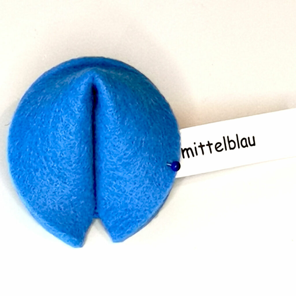 Glückskekse in mittelblau