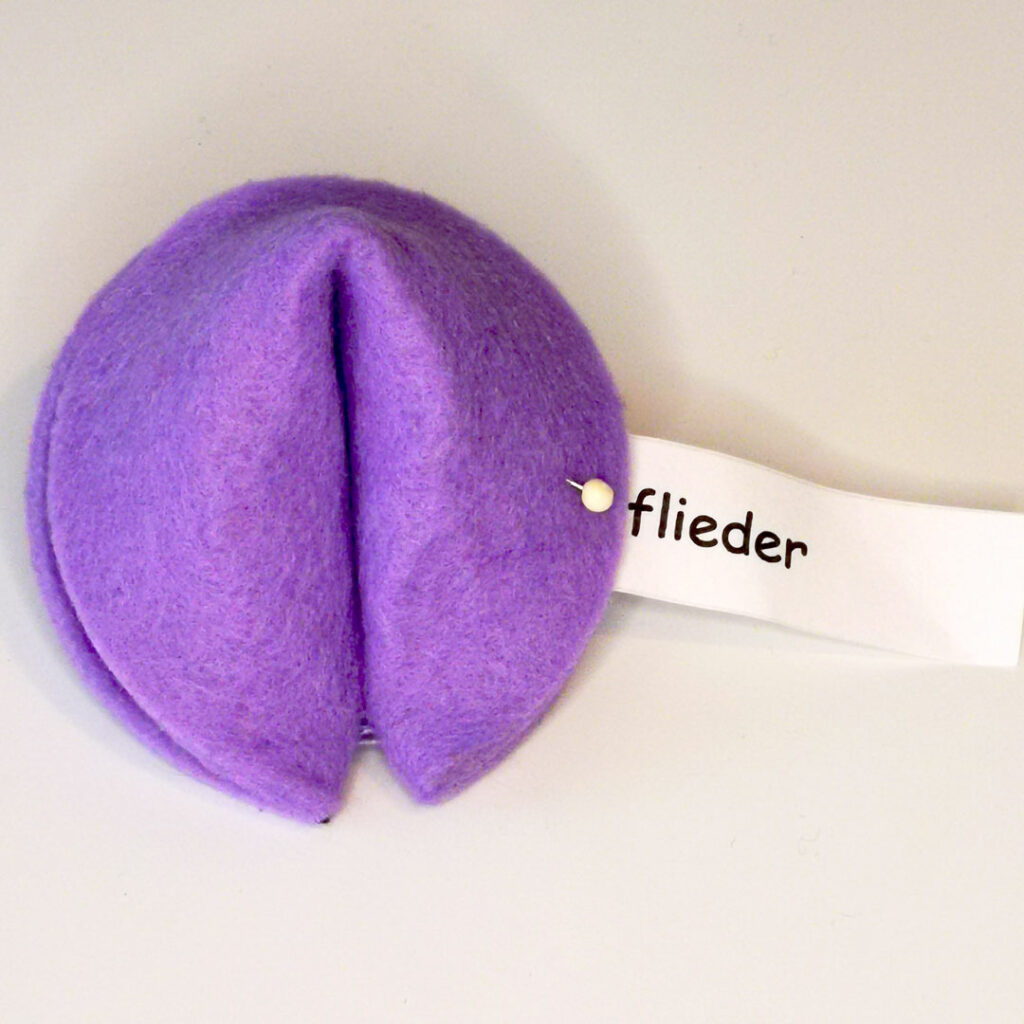 Glückskekse in flieder