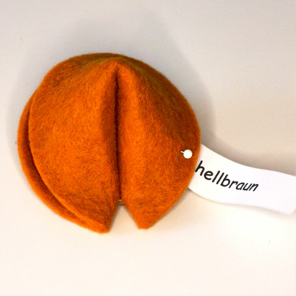 Glückskekse in hellbraun